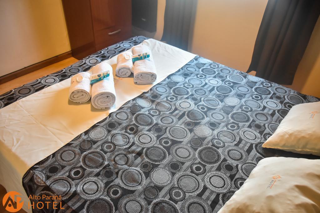 Hotel Alto Parana Cordoba Exterior photo